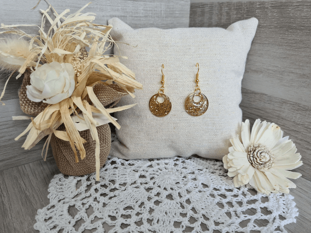 Boucles d'oreilles dorées légères petites Légères Et Hypoallergénique