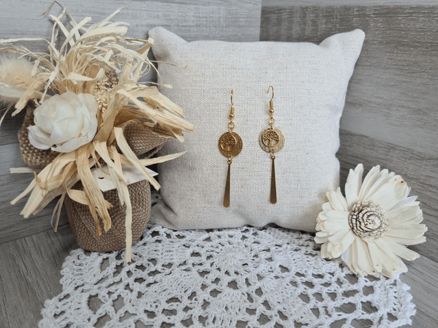 Boucles d'oreilles dorées arbre de vie grande Légères Et Hypoallergénique