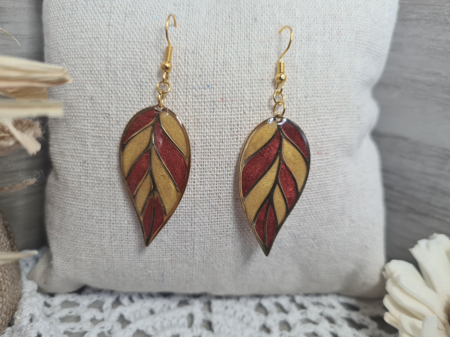 Boucles d'oreilles Dorées feuilles Légères Et Hypoallergénique